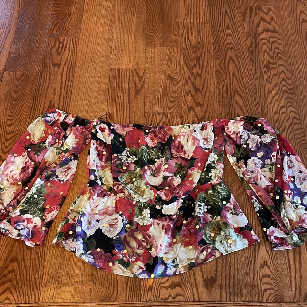 Express off the shoulder with split sheer sleeves top / blouse floral size L